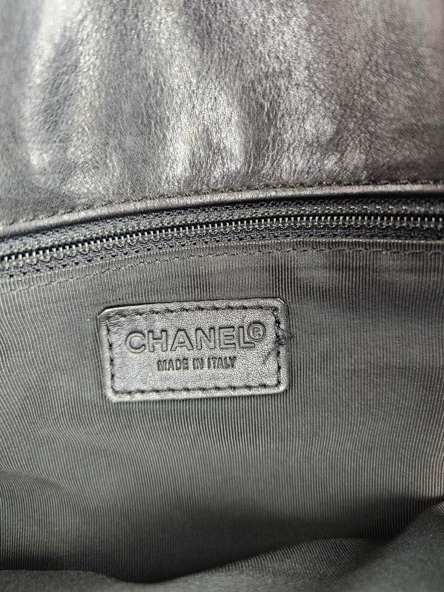 Chanel black Leather Handbag
