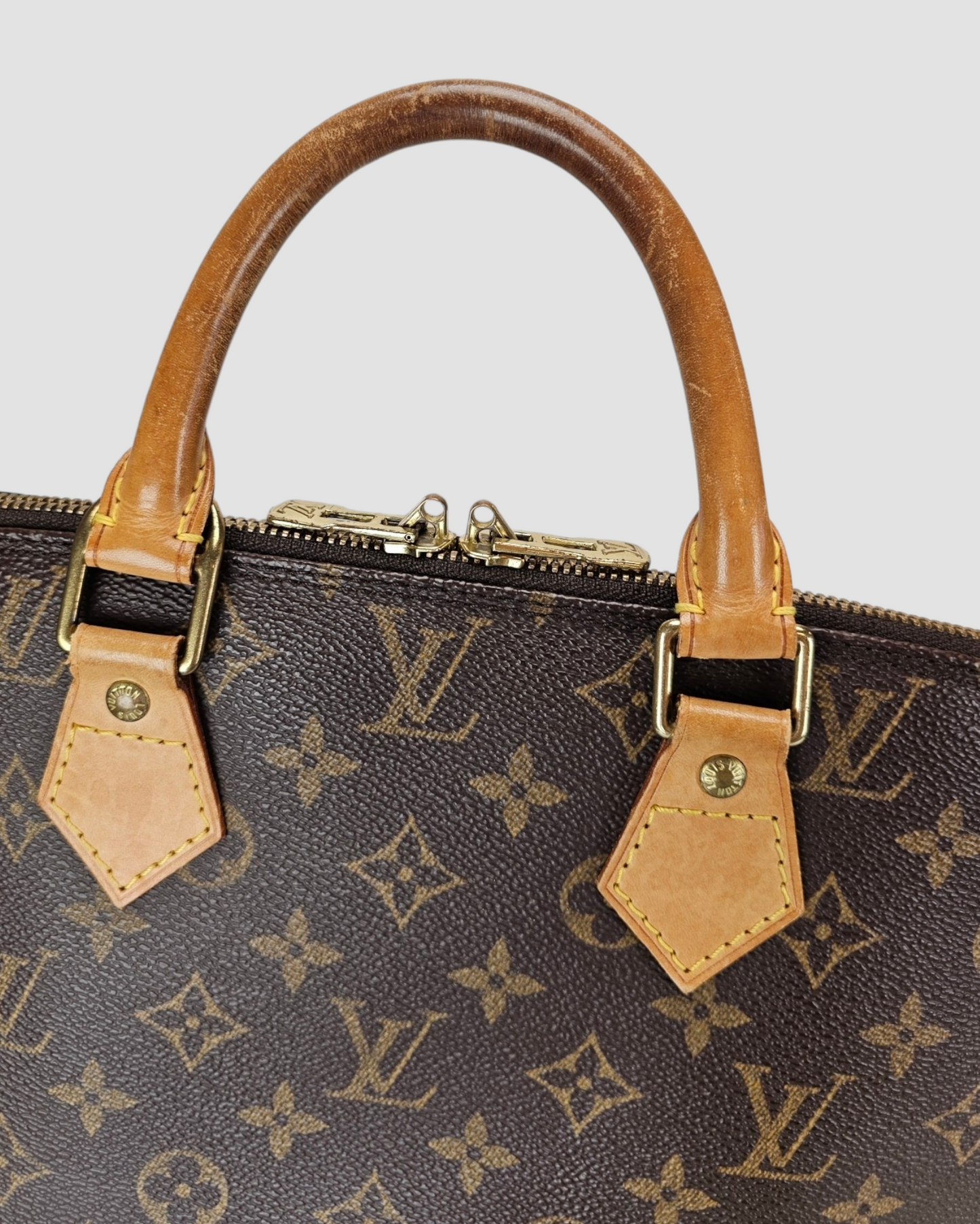 Louis Vuitton Alma PM