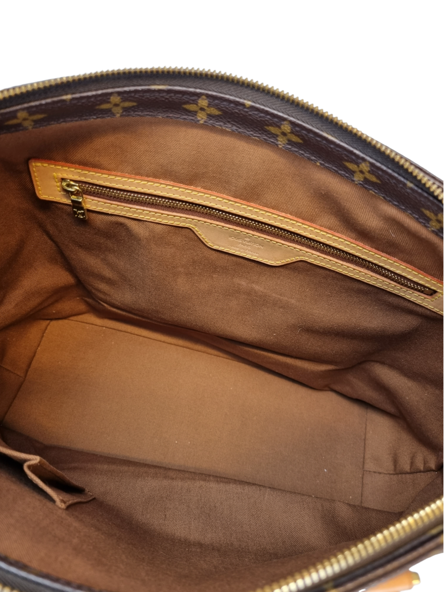 Louis Vuitton Cabas Mezzo Shoulder Bag
