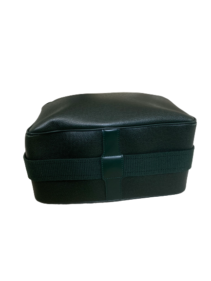 Louis Vuitton Reporter Shoulder Bag in Dark Green